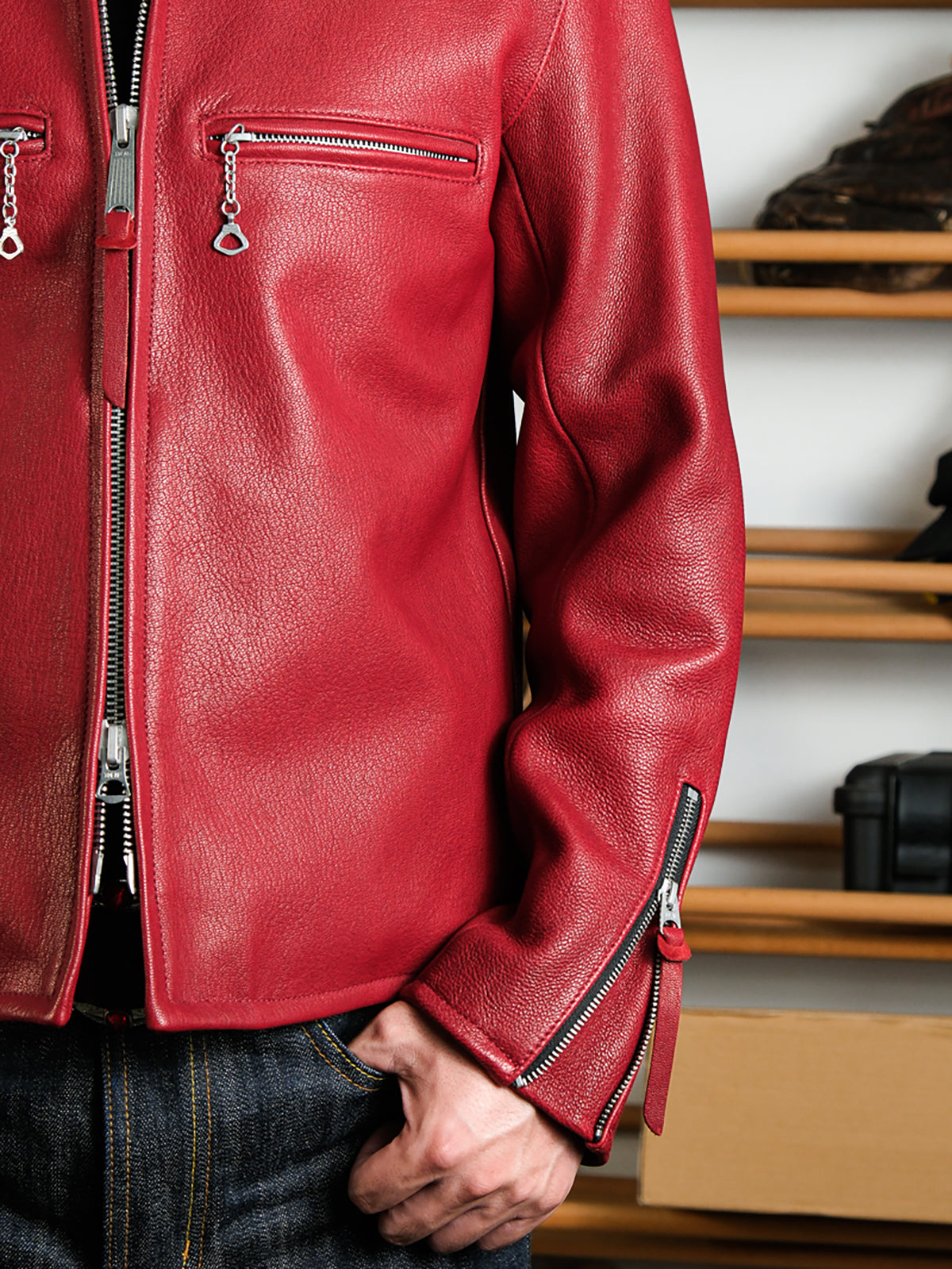 Goatskin-coffee-racing-jacket-red-model-arm