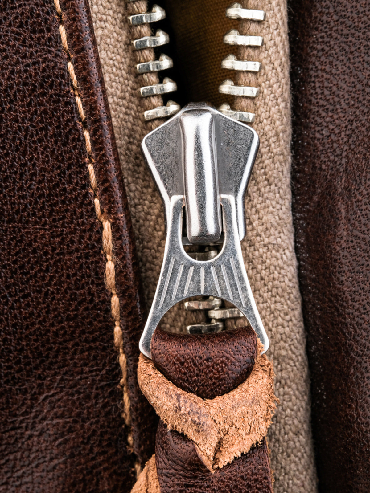 A2-Bomber-Jacket-Horse-Leather-Pullover