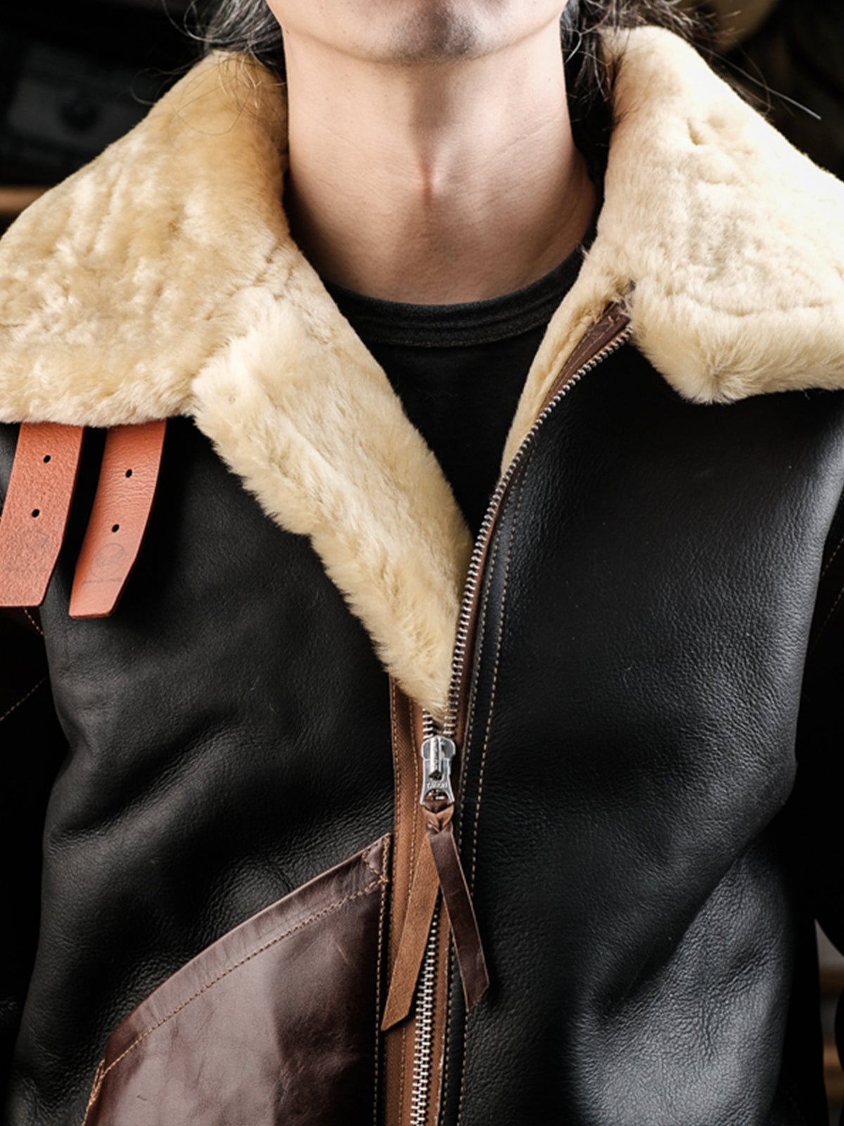 Brown-sheepskin-B3-bomber-jacket-collar-display