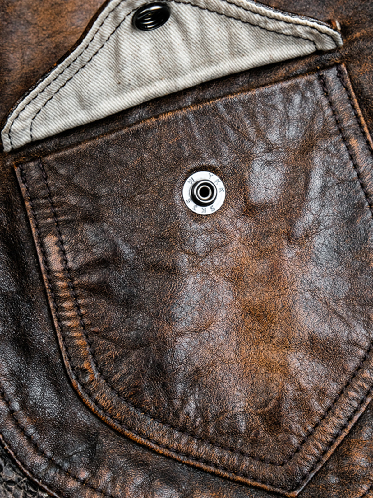 D3-Sheepskin-Bomber-Jacket-Pockets-4