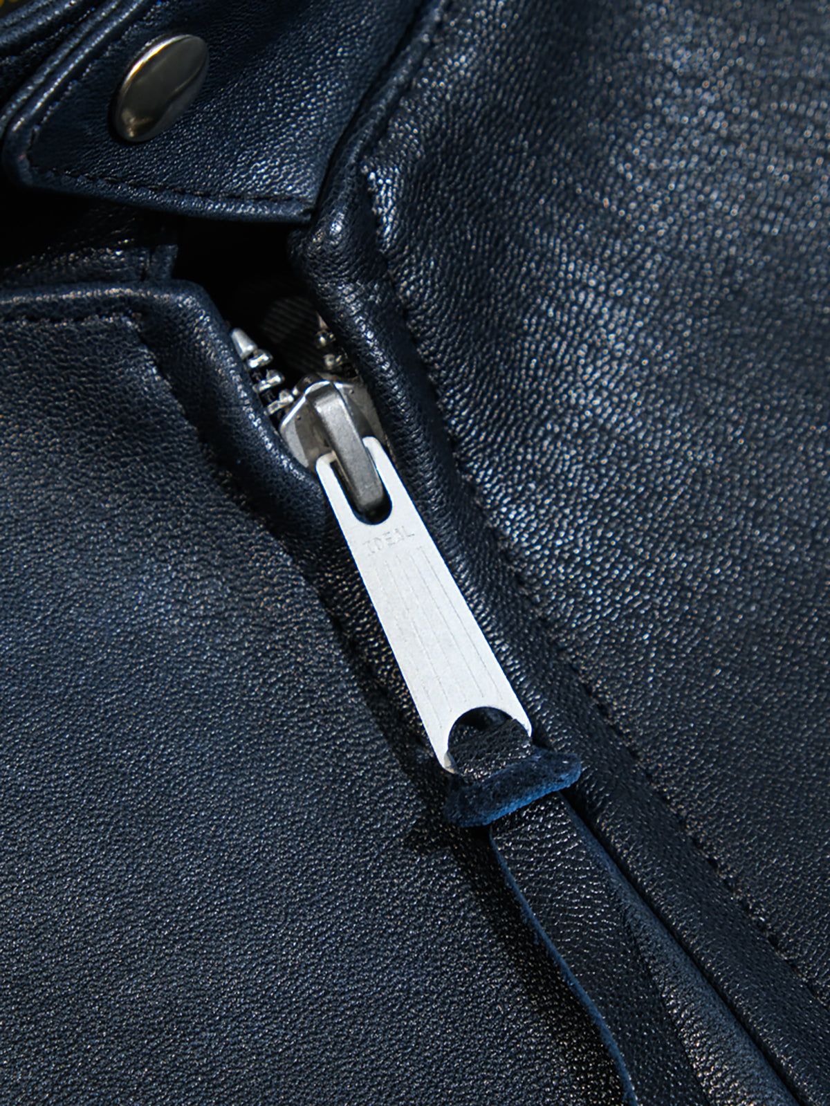 J100-Goatskin-coffee-racing-jacket-with-blue-zipper