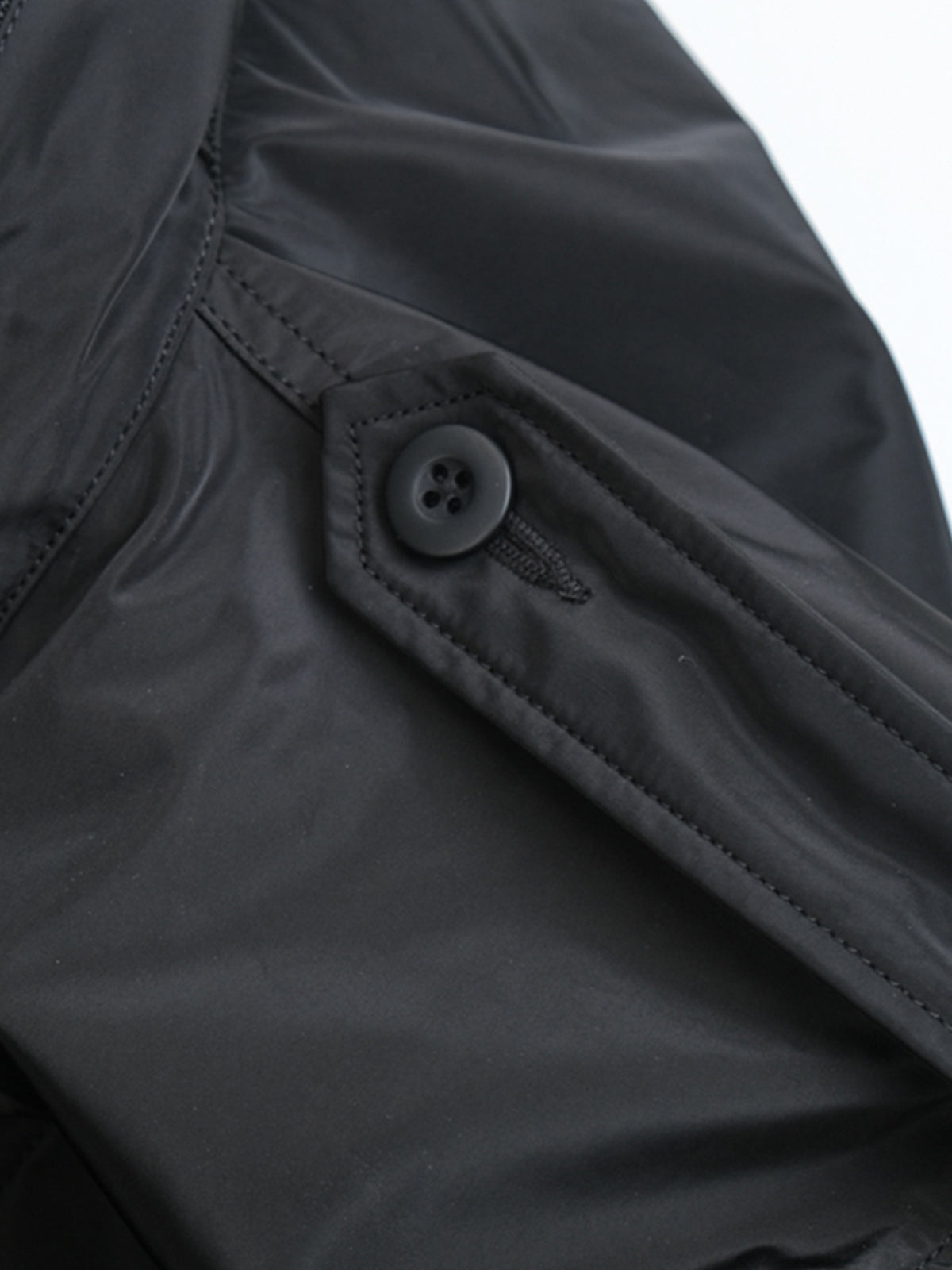 M-65-Field-Jacket-Black-Shoulder-Display