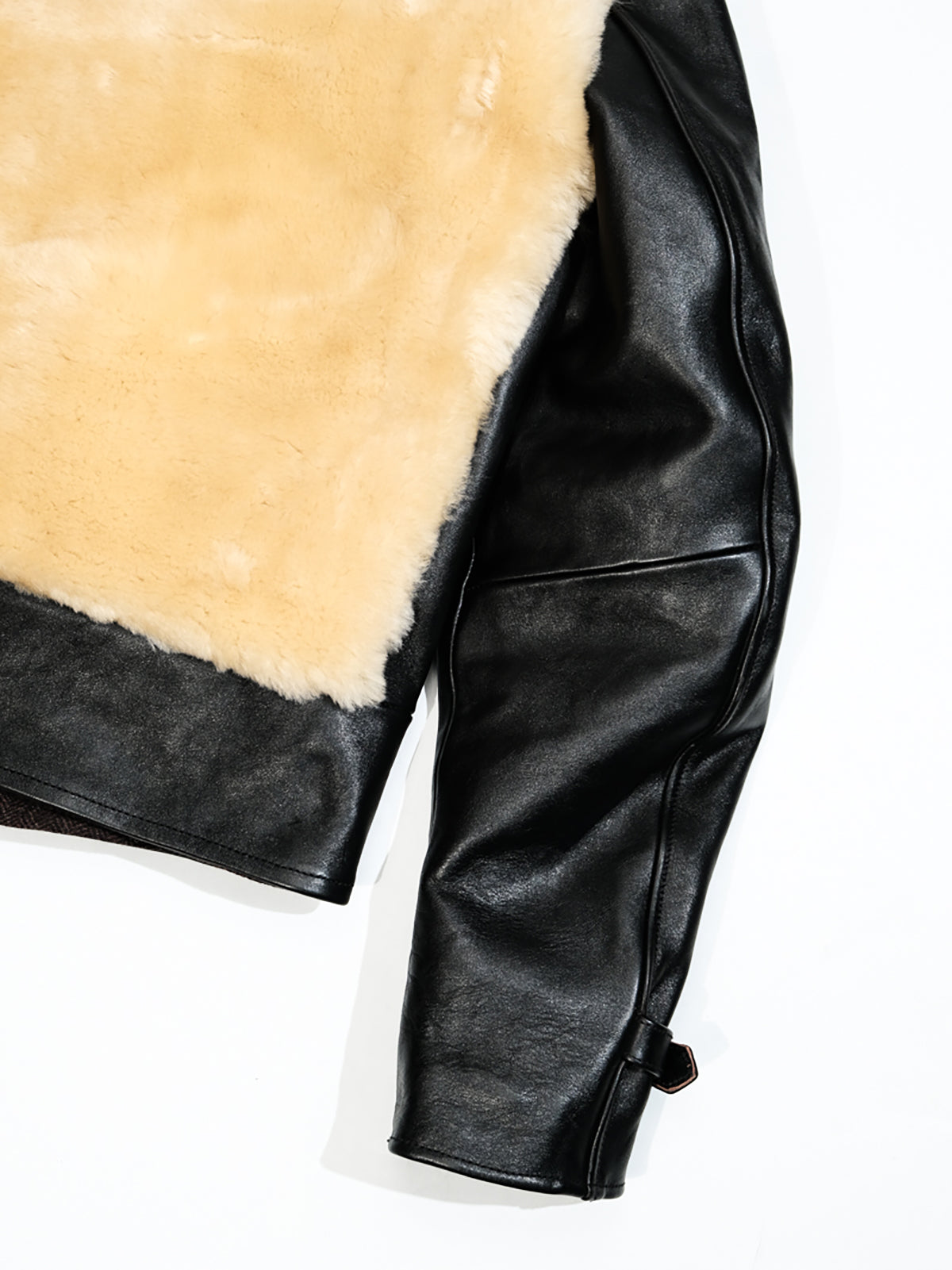 Shearling-Grizzly-Jacket-Beige-Details-5
