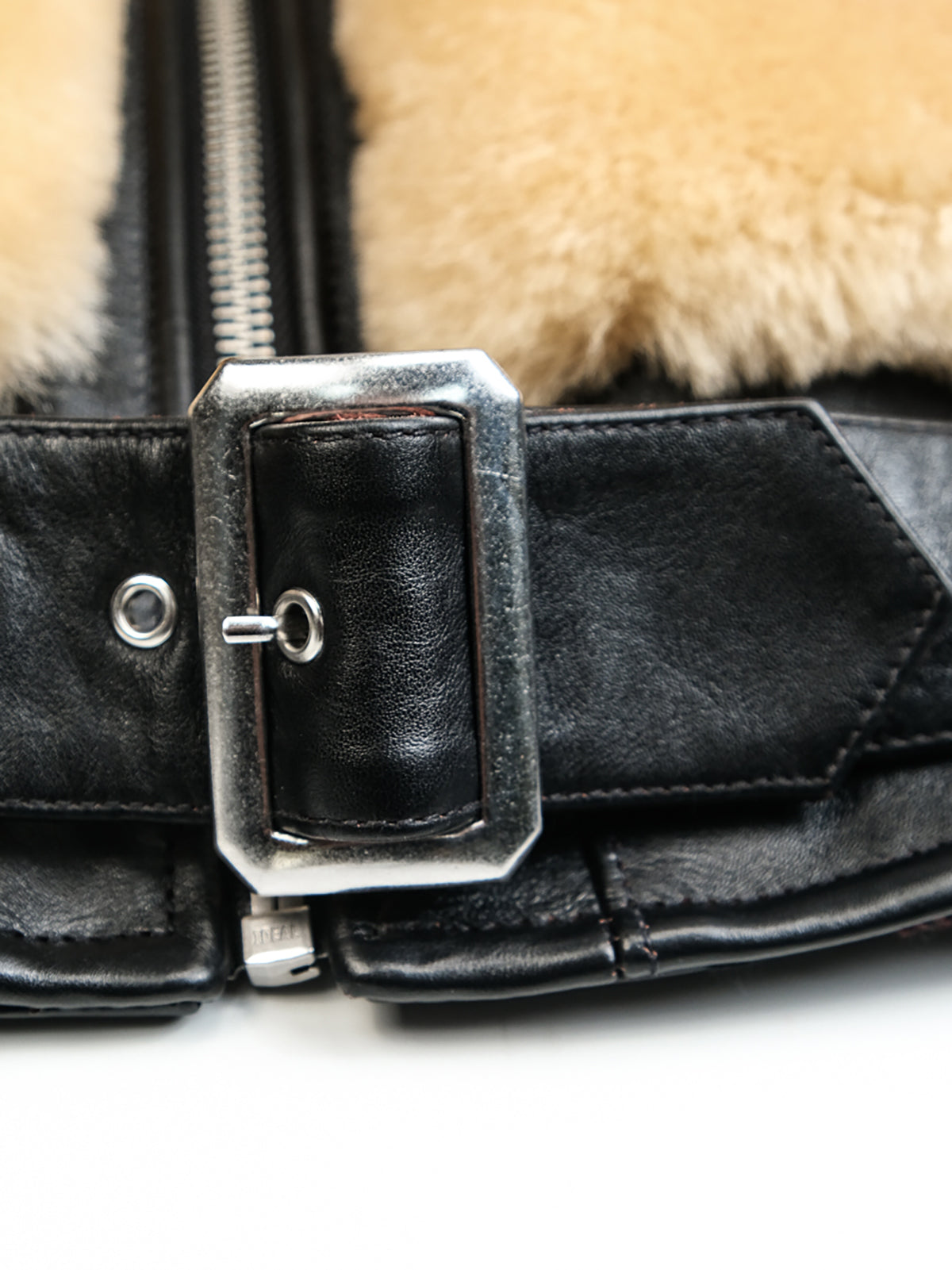 Shearling-Grizzly-Jacket_-Beige_-with-belt