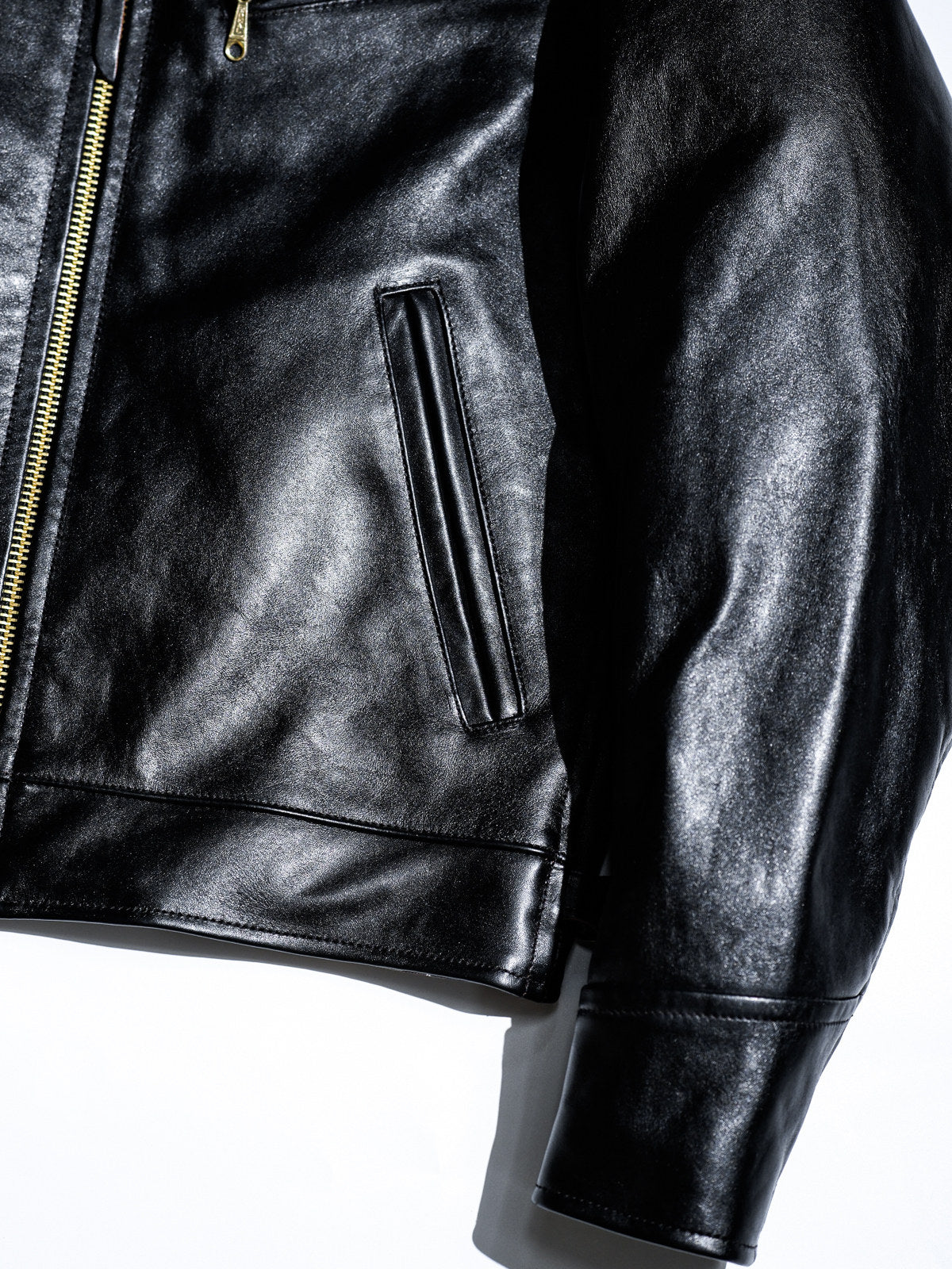 Original 1940s unknown brand black horsehide sport jacket	11